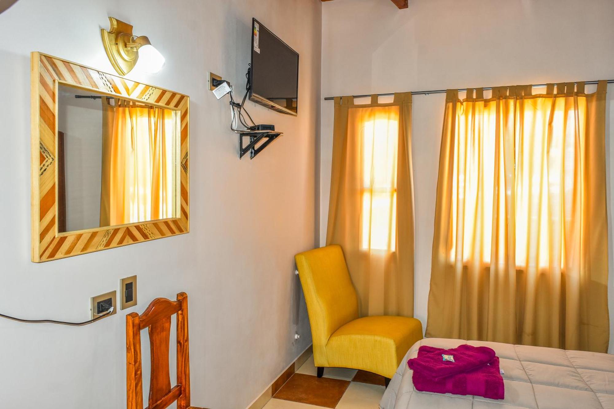 Hotel El Jardin Dante Tilcara Exteriör bild